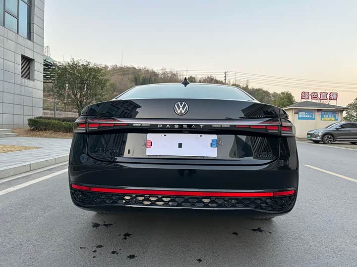 Фото 6 - Volkswagen Passat