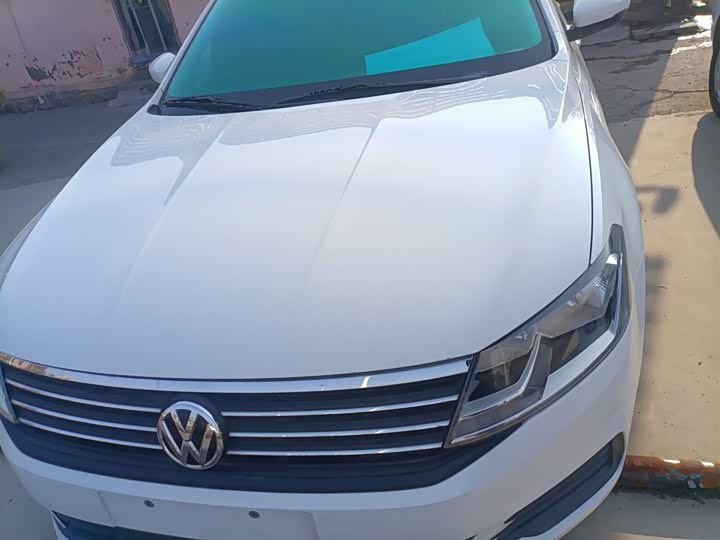 Фото 3 - Volkswagen Lavida