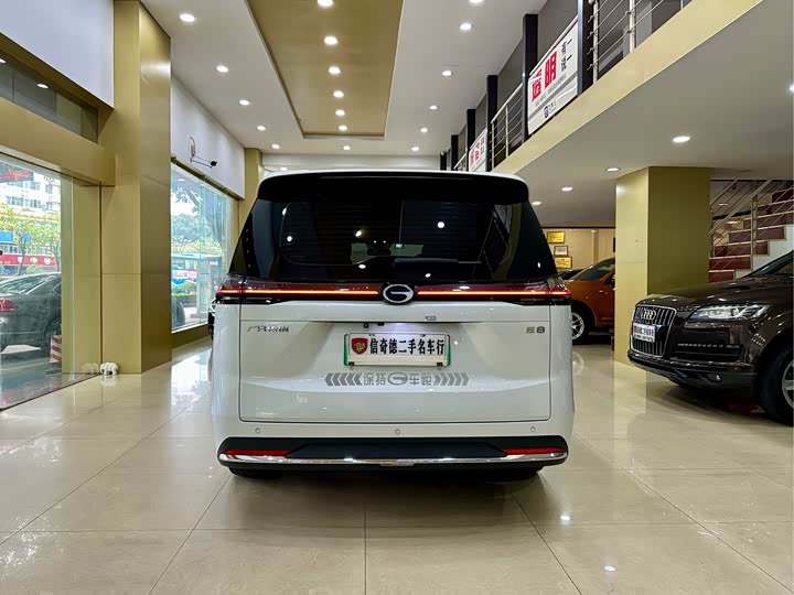 Фото 5 - GAC Trumpchi E8