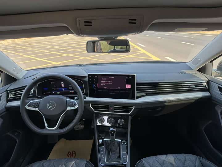 Фото 5 - Volkswagen Sagitar L