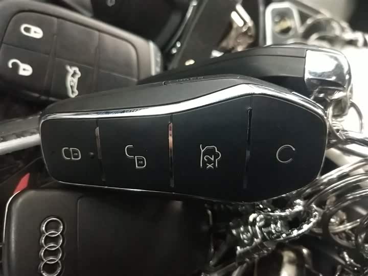 Фото 9 - BYD Yuan Plus