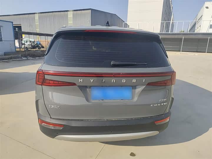 Фото 6 - Hyundai Custo