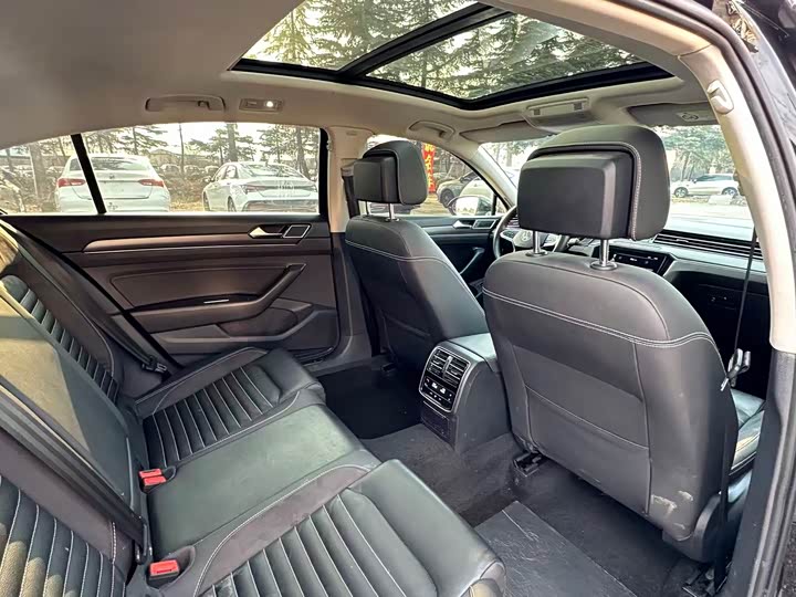 Фото 7 - Volkswagen Magotan