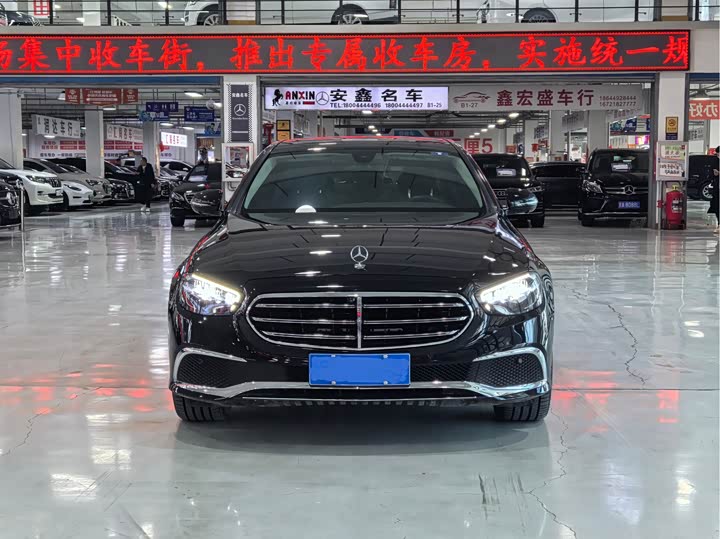 Фото 2 - Mercedes-Benz E-Class