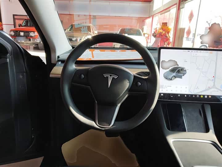 Фото 3 - Tesla Model Y