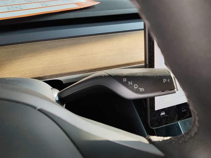 Фото 6 - Tesla Model Y