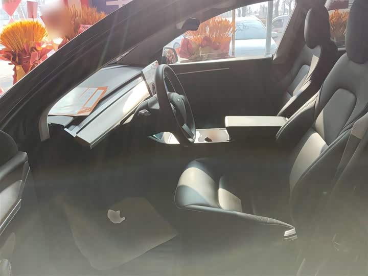 Фото 7 - Tesla Model Y