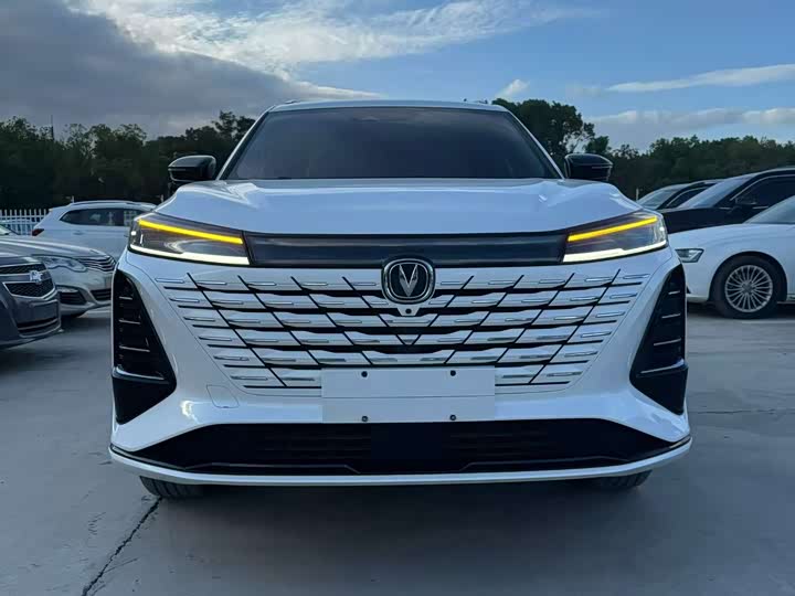 Фото 2 - Changan CS75 Plus