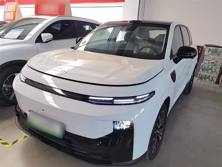 Фото 2 - Leapmotor B10