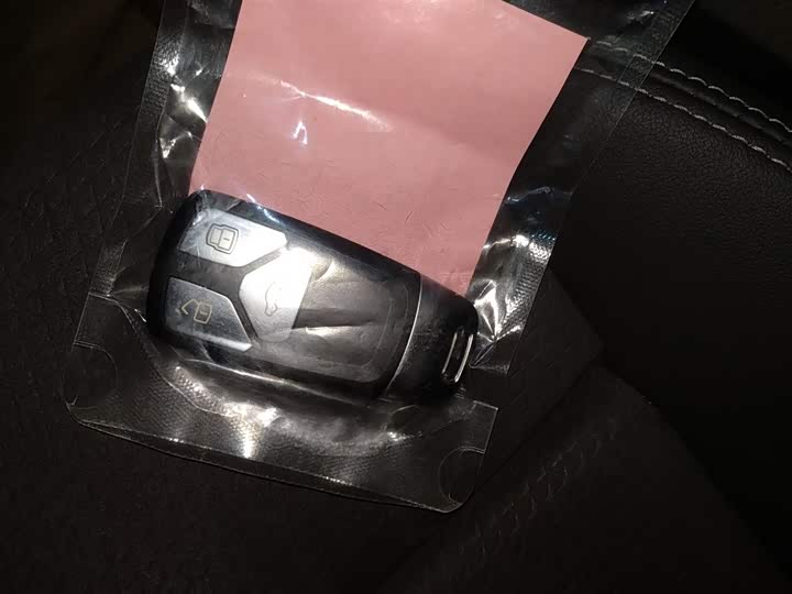 Фото 9 - Audi Q5L Sportback