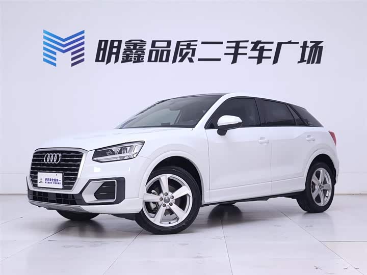 Фото 2 - Audi Q2L