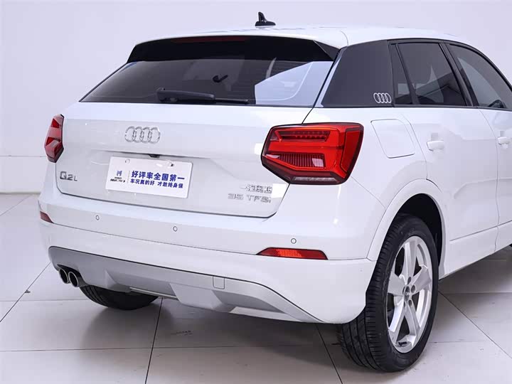 Фото 8 - Audi Q2L