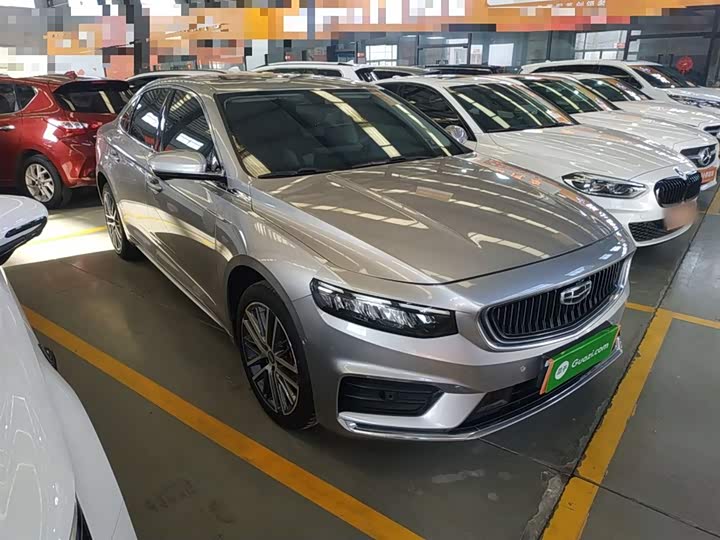 Фото 4 - Geely Preface