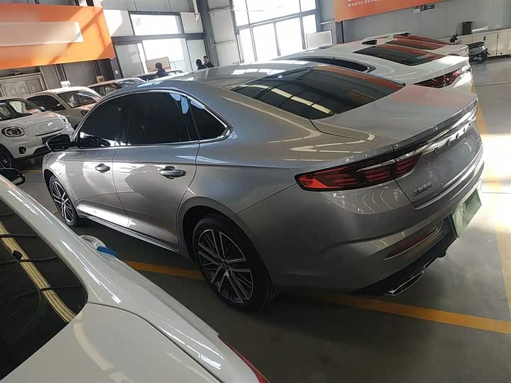 Фото 5 - Geely Preface