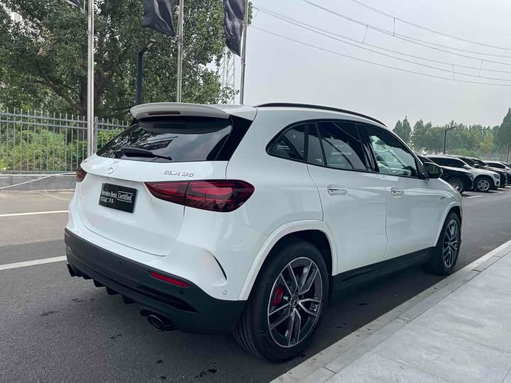 Фото 5 - Mercedes-Benz GLA-Class AMG