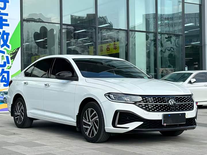 Фото 3 - Volkswagen Lavida