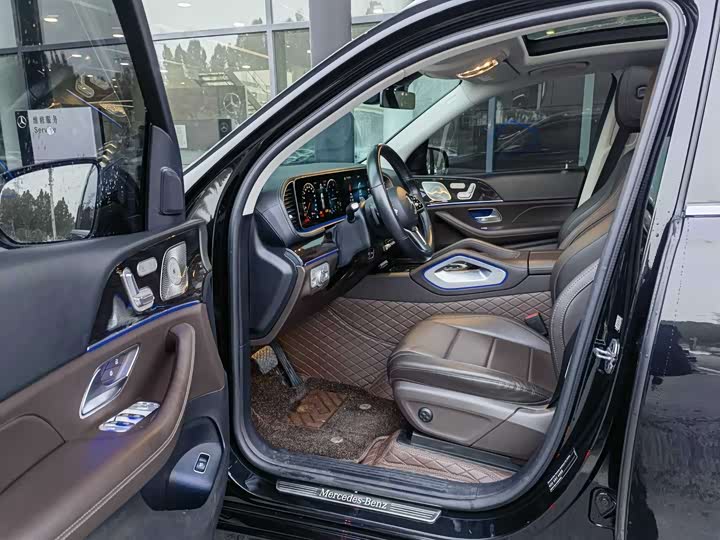 Фото 9 - Mercedes-Benz GLE-Class