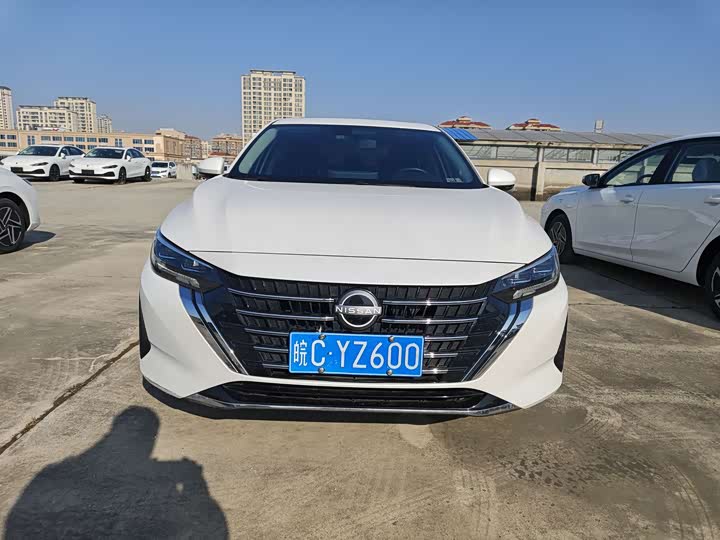 Фото 2 - Nissan Sylphy