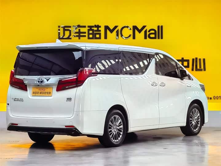 Фото 4 - Toyota Alphard