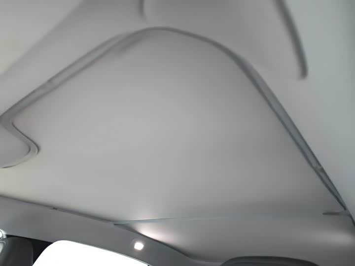 Фото 9 - XPeng Mona M03