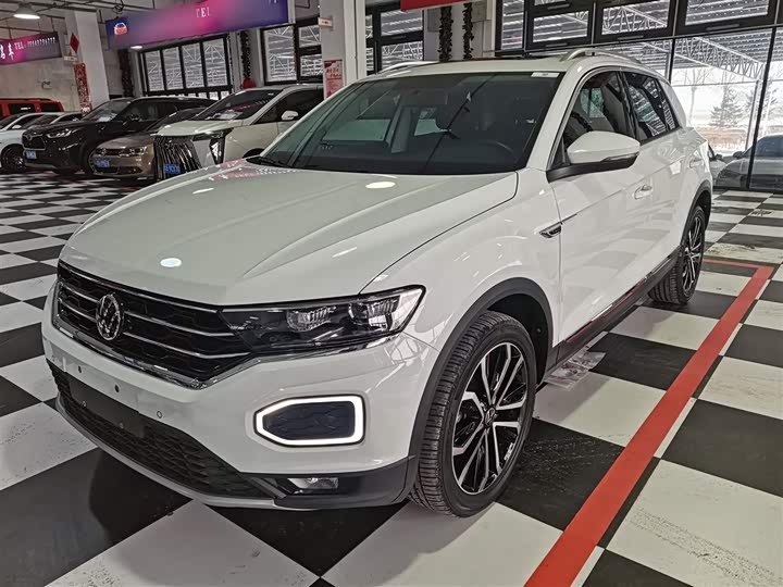 Фото 1 - Volkswagen T-Roc