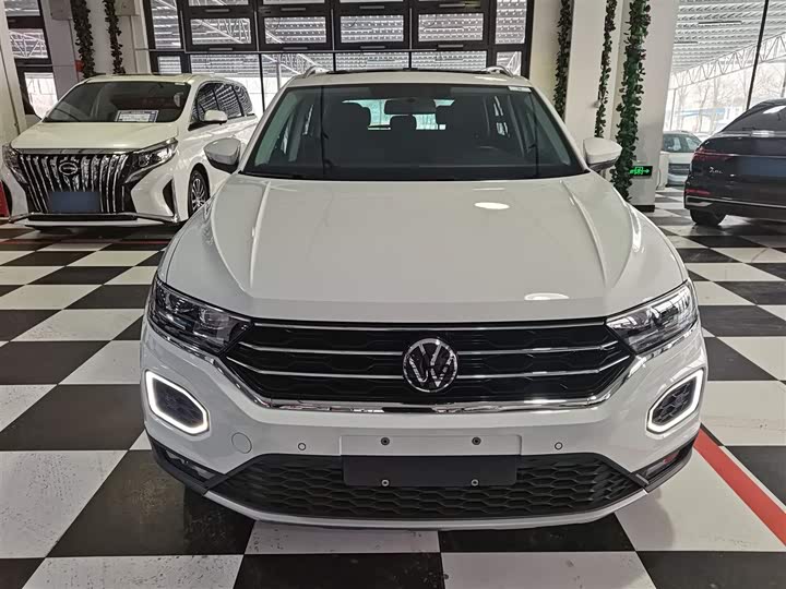 Фото 7 - Volkswagen T-Roc