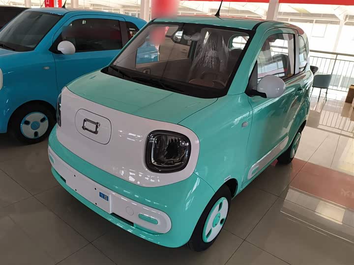 Фото 2 - Bestune Pony