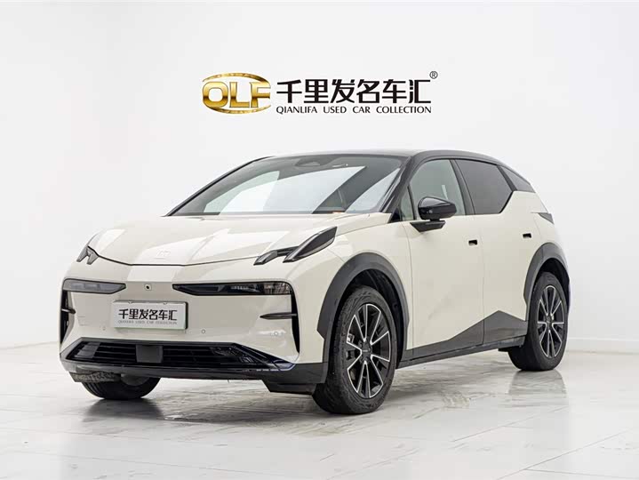 Фото 1 - Zeekr X