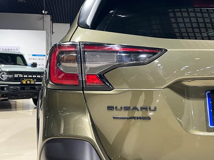 Фото 9 - Subaru Outback