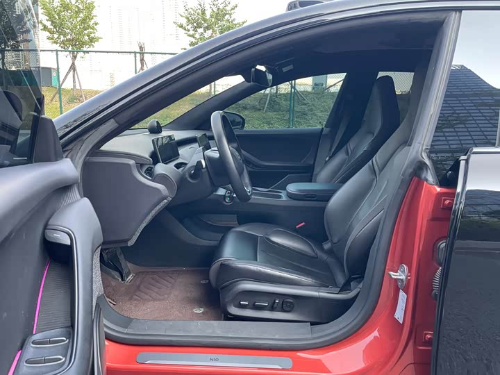 Фото 6 - Nio ET5T