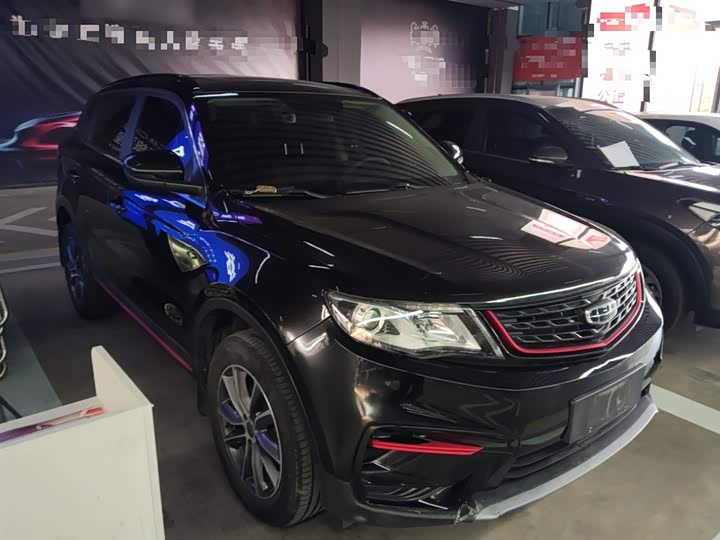 Фото 4 - Geely Atlas