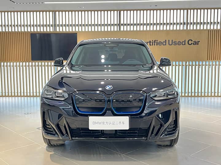 Фото 3 - BMW iX3