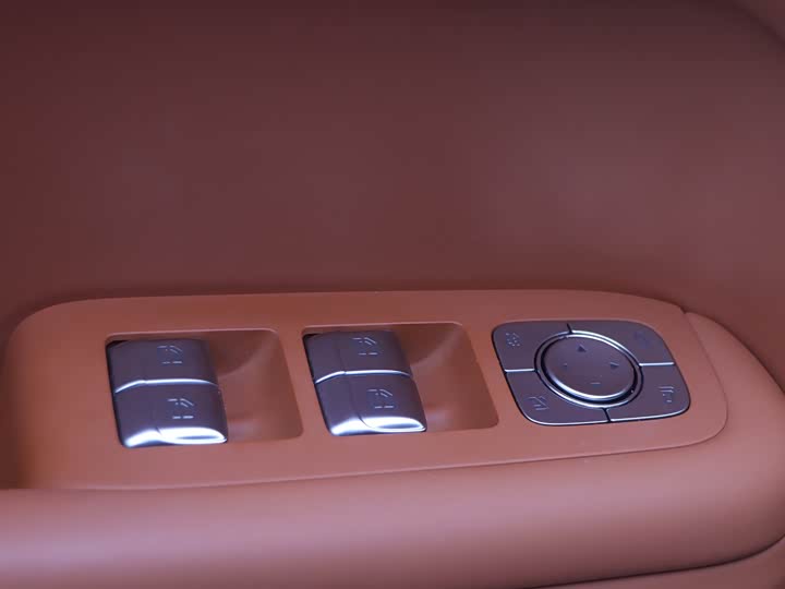 Фото 5 - LiXiang L9