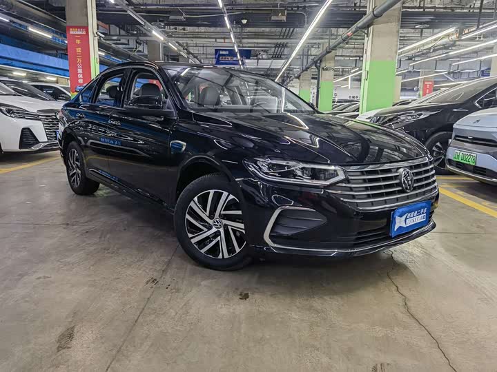 Фото 3 - Volkswagen Lavida