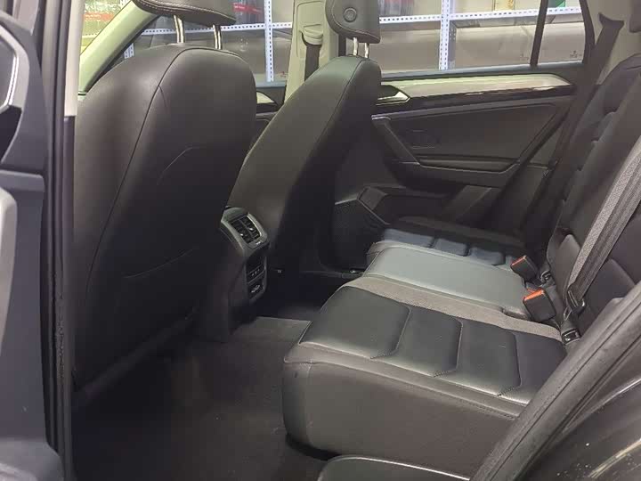 Фото 8 - Volkswagen Tayron