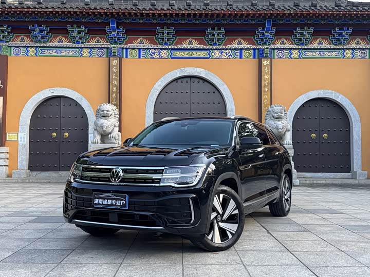 Фото 1 - Volkswagen Teramont X