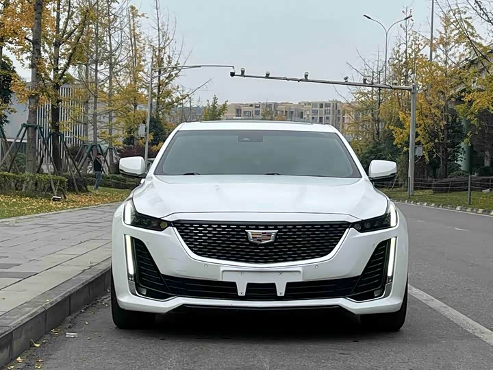 Фото 2 - Cadillac CT5