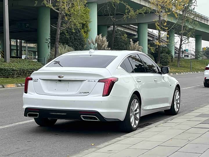 Фото 6 - Cadillac CT5