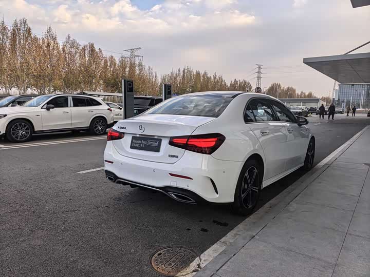 Фото 7 - Mercedes-Benz A-Class