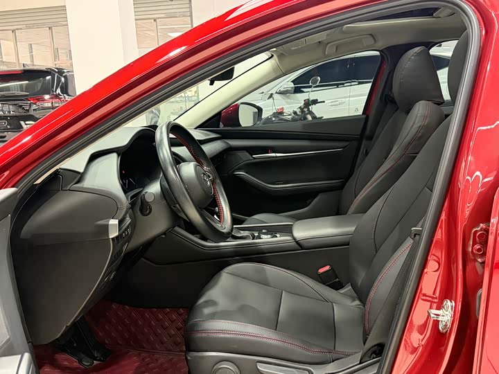 Фото 7 - Mazda 3 (Axela)