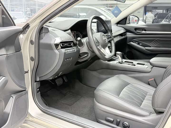 Фото 3 - Nissan Teana