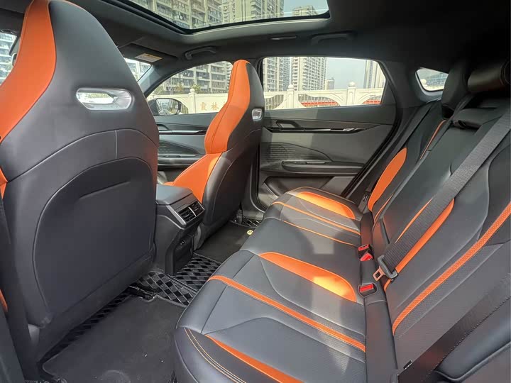 Фото 9 - Changan UNI-V