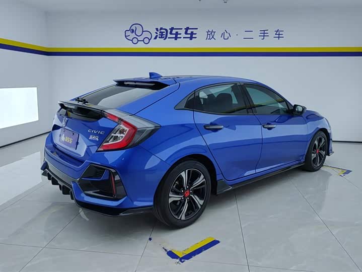 Фото 3 - Honda Civic
