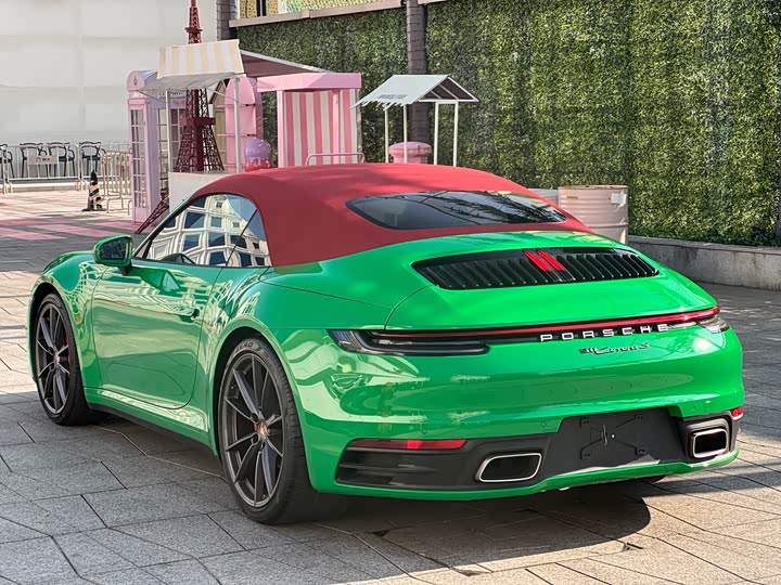 Фото 4 - Porsche 911