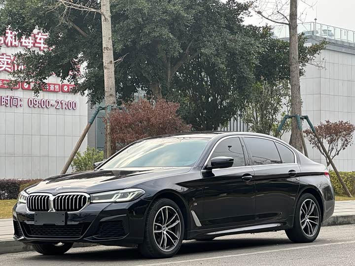 Фото 1 - BMW 5 Series