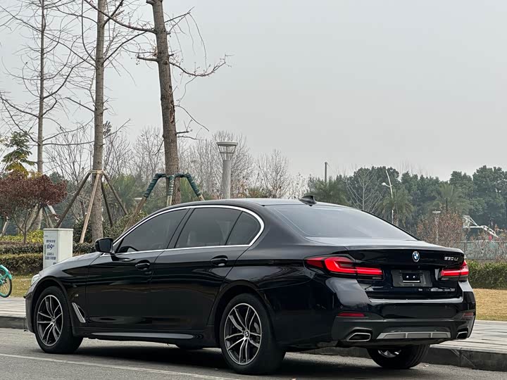 Фото 4 - BMW 5 Series