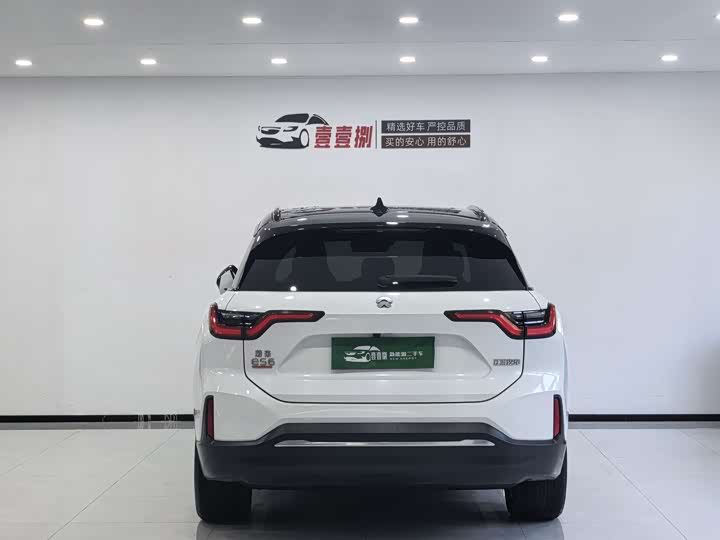 Фото 3 - Nio ES6