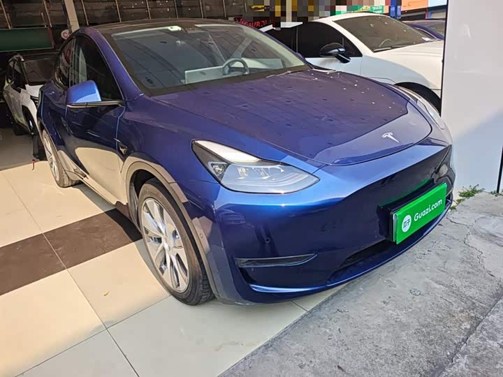 Фото 4 - Tesla Model Y