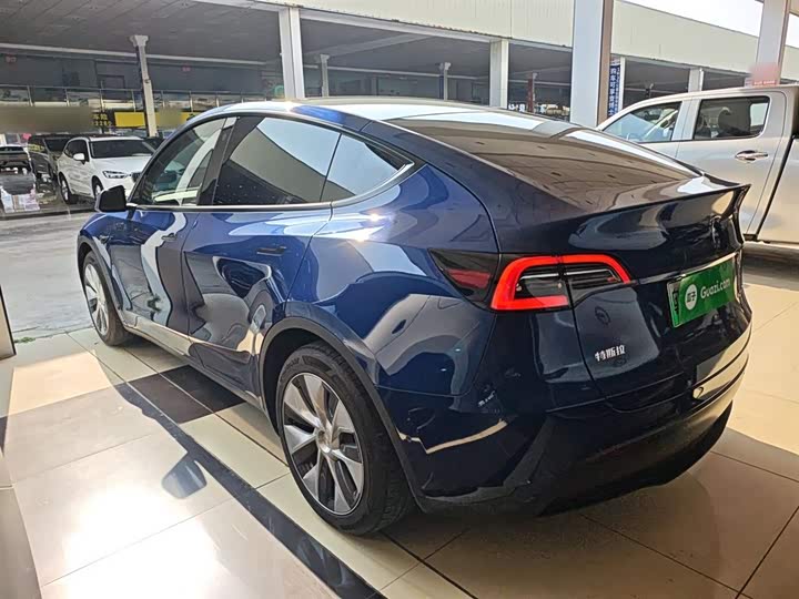 Фото 5 - Tesla Model Y