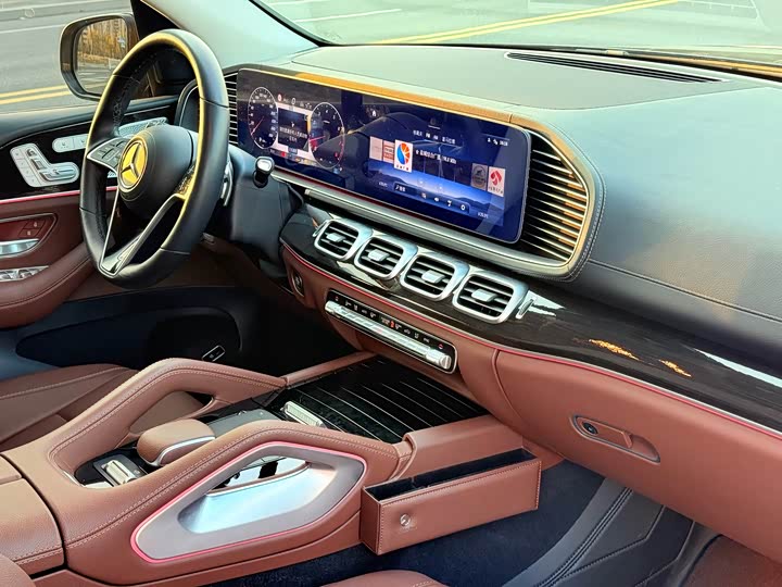 Фото 8 - Mercedes-Benz GLE-Class